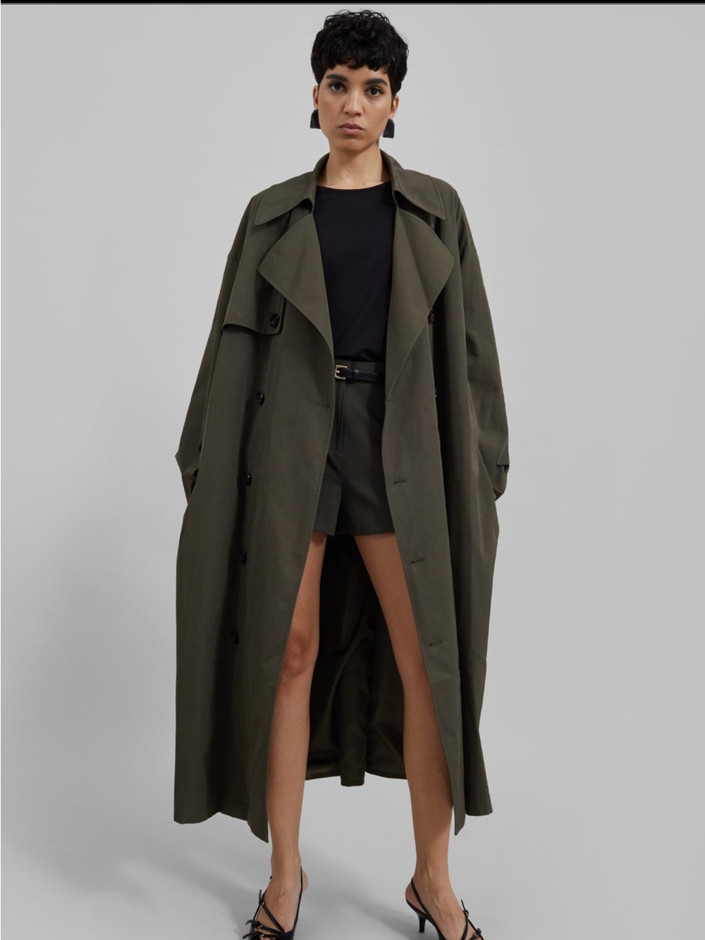 The Frankie Shop Mavis Oversized Trench in Khaki size XS/S